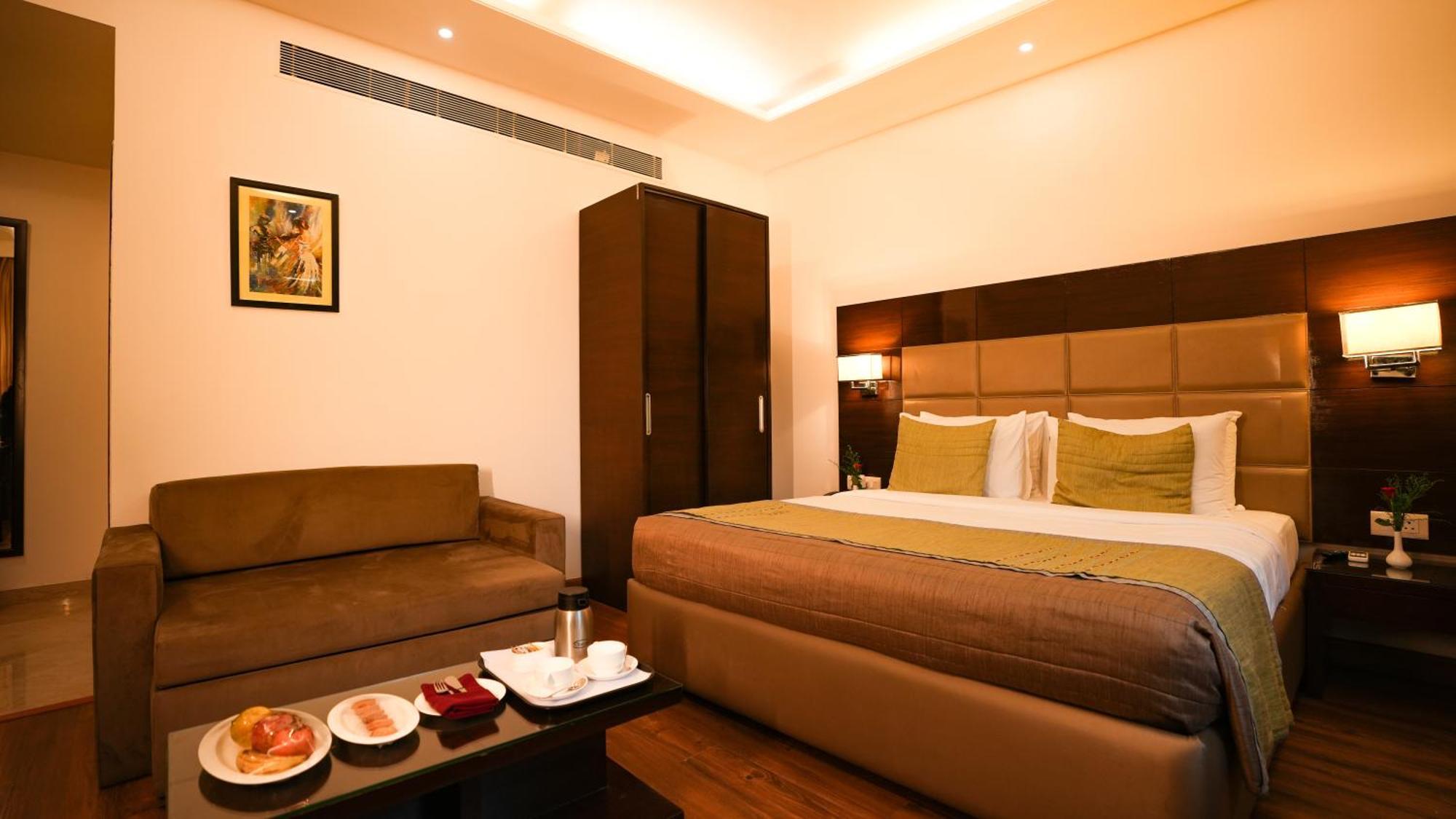 Hotel Africa Avenue - Greater Kailash 1 New Delhi Buitenkant foto